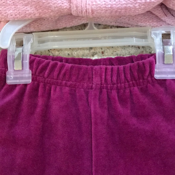 12 mths old chenille and velvet outfit - Picture 3 of 4